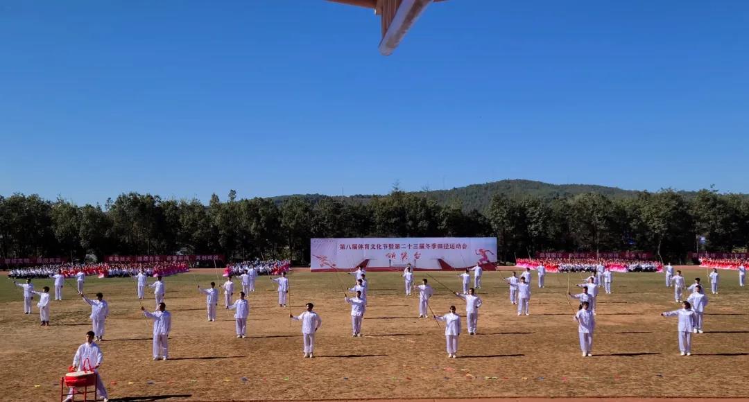 教育学院大型文化展演活动《师承华夏》首演成功 第 4 张 教育学院大型文化展演活动《师承华夏》首演成功 第 4 张