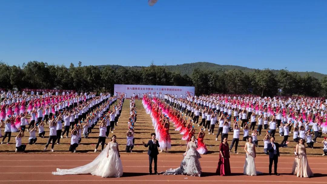 教育学院大型文化展演活动《师承华夏》首演成功 第 9 张 教育学院大型文化展演活动《师承华夏》首演成功 第 9 张