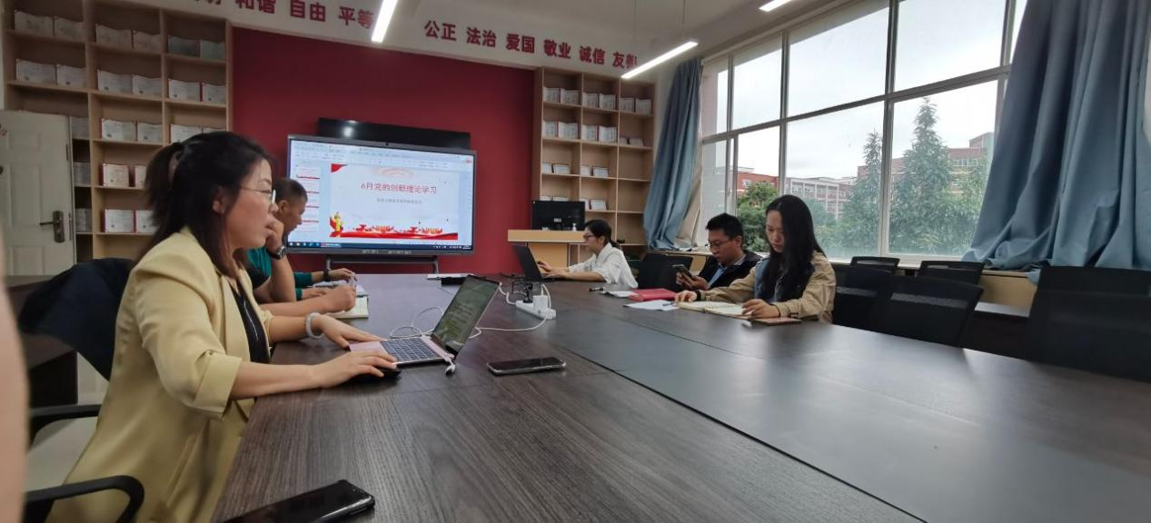 图片 1.png 图片 1.png