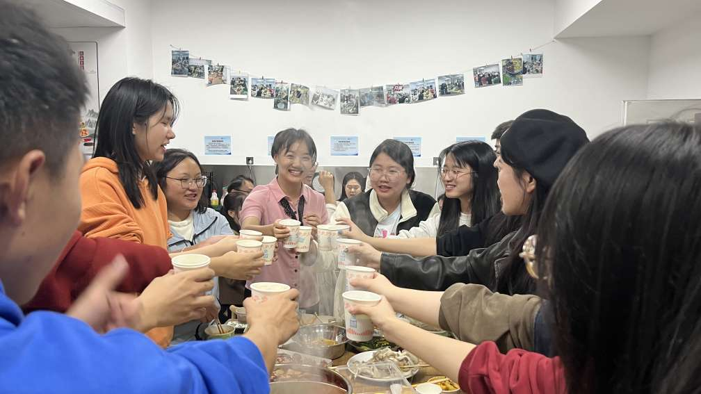 一站式学生社区 | “荟”聚青春，共享“食”光 智慧社区开展美食汇活动 第三弹 第 5 张