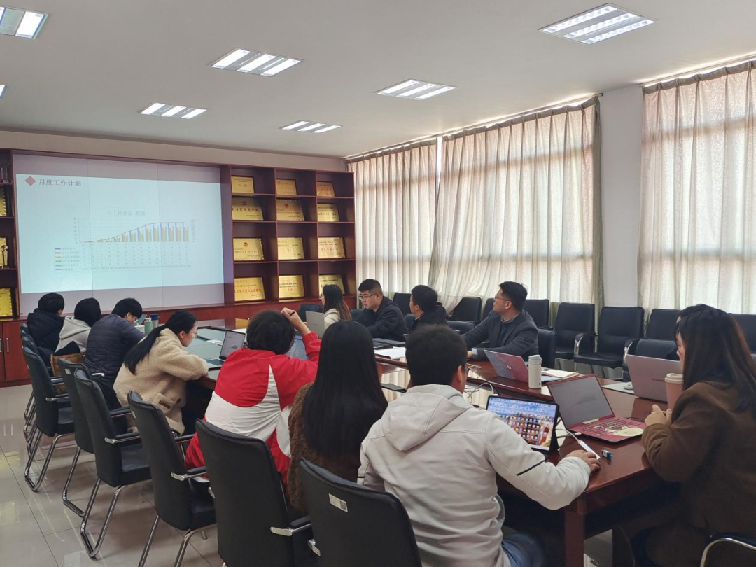 学院资讯 | 财会金融学院成功举行2025届毕业生班级OKR答辩会 第 2 张