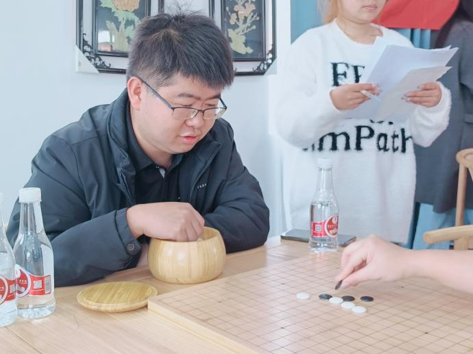 传承棋牌文化 领略棋牌魅力 | 云南经济管理学院开展首届教职工棋牌比赛 第 10 张 传承棋牌文化 领略棋牌魅力 | 云南经济管理学院开展首届教职工棋牌比赛 第 10 张