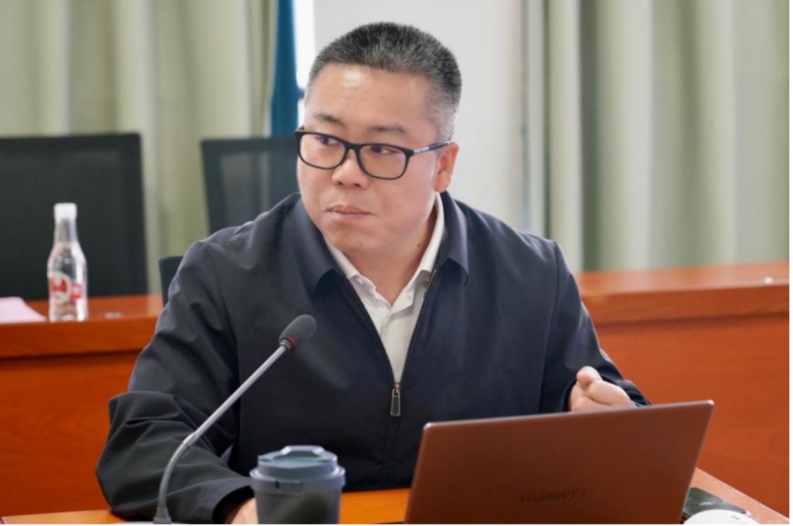 云经管召开2025年学风建设推进会为高质量发展蓄势赋能 第 2 张 云经管召开2025年学风建设推进会为高质量发展蓄势赋能 第 2 张