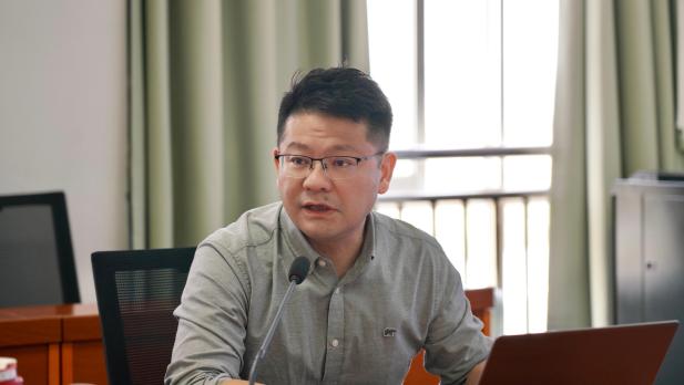 云经管召开2025年学风建设推进会为高质量发展蓄势赋能 第 4 张 云经管召开2025年学风建设推进会为高质量发展蓄势赋能 第 4 张