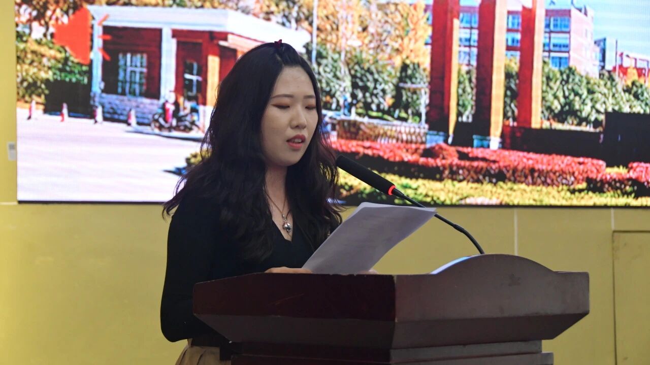 法商融合强基,梦想新程破局!财经商贸学院隆重举行2025级新生开学典礼 第 5 张 法商融合强基,梦想新程破局!财经商贸学院隆重举行2025级新生开学典礼 第 5 张