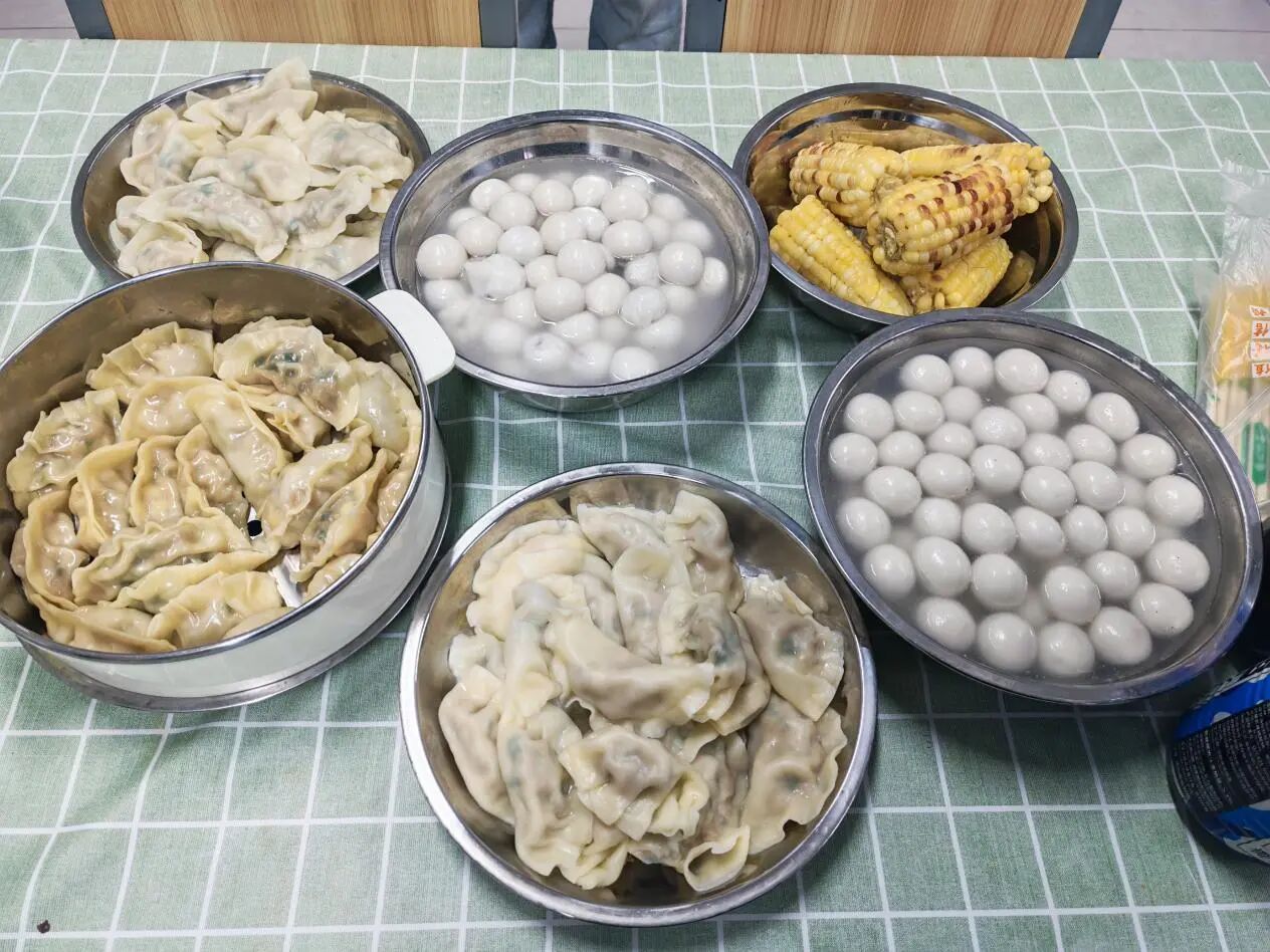 舌尖思政润人心 暖冬冬至聚温情｜财经商贸学院智慧社区开展冬至主题活动 第 3 张