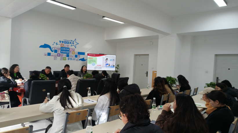 一站式学生社区 | “法治护航 安全同行”智慧社区举办辅导员沙龙共探育人新路径 第 2 张 一站式学生社区 | “法治护航 安全同行”智慧社区举办辅导员沙龙共探育人新路径 第 2 张