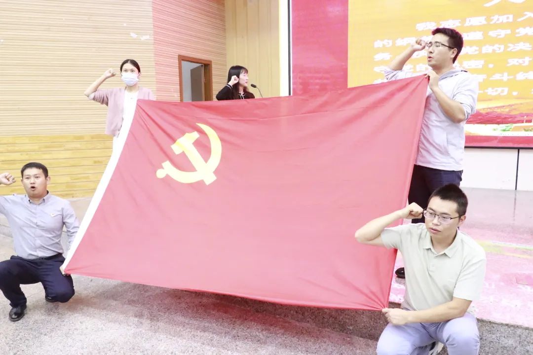 87043aa97739ab34ae079dd70aeb6339.jpg 87043aa97739ab34ae079dd70aeb6339.jpg