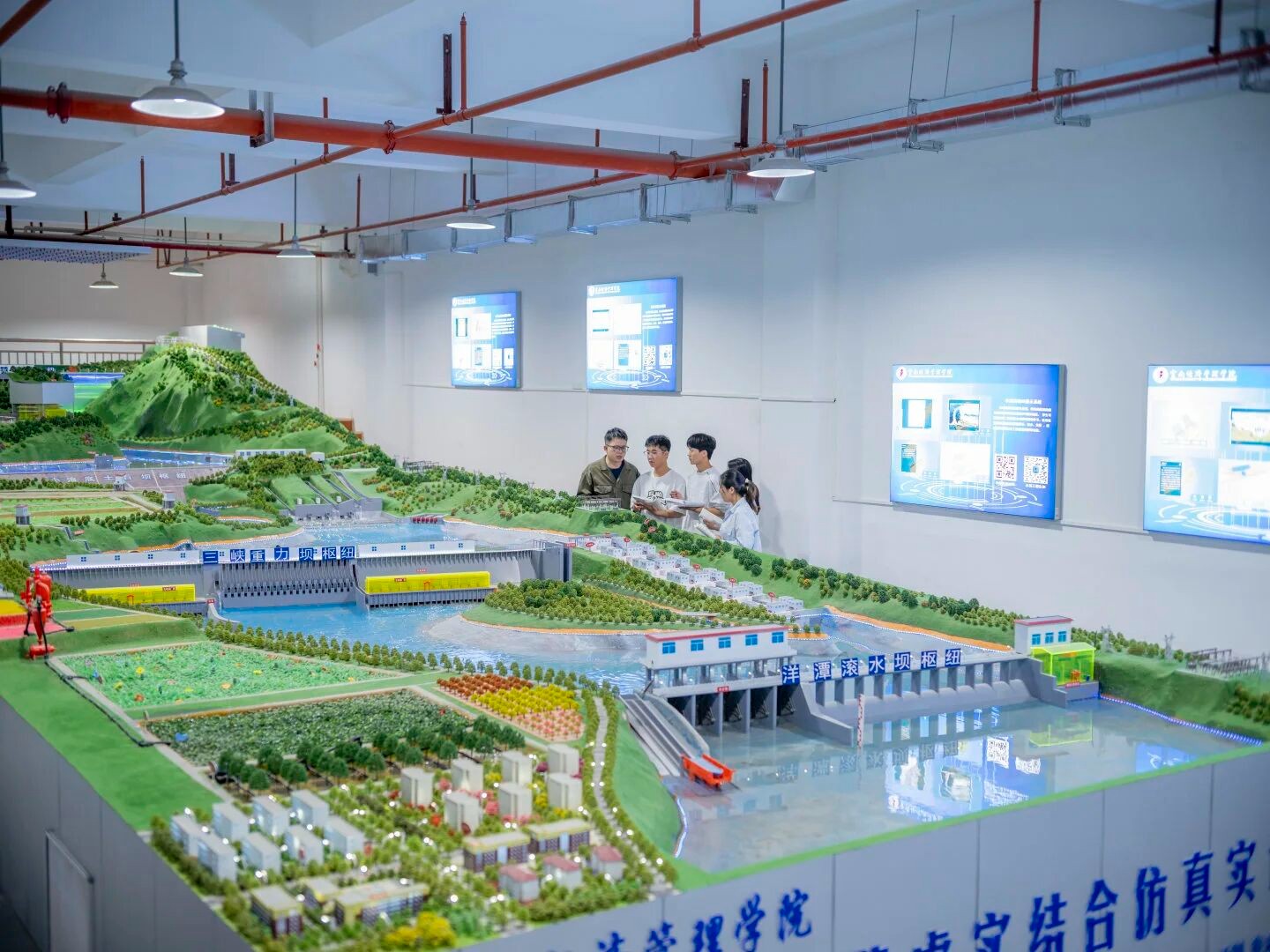 排名揭晓！云南经济管理学院全国10强‼️ 第 11 张