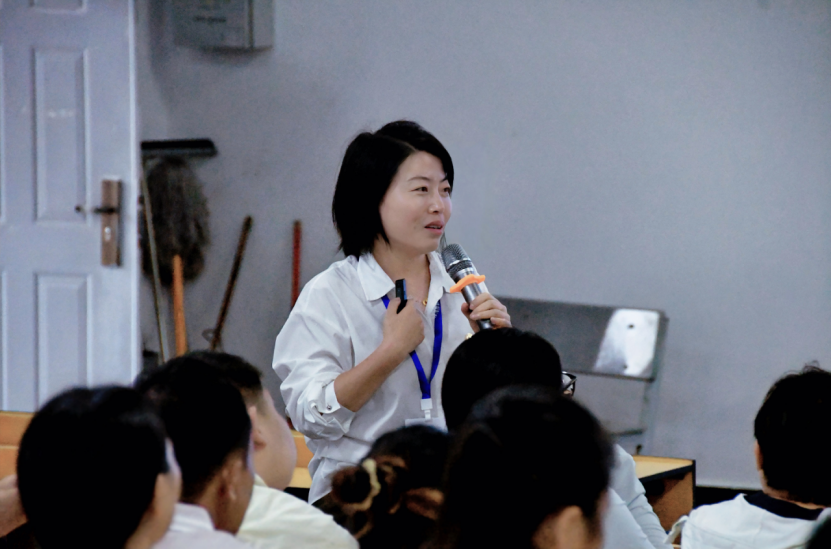 学院资讯 | 财经商贸学院开展2026级新生见面会暨家长座谈会系列活动 卓越财商 卓越财商     2026年8月31日 23:24    听全文   第 3 张