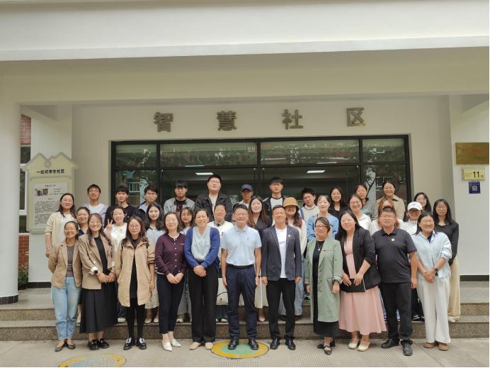 学院资讯 | 温情座谈话成长  社区聚力启新程——财经商贸学院智慧社区开展2026届毕业生代表座谈会 第 5 张