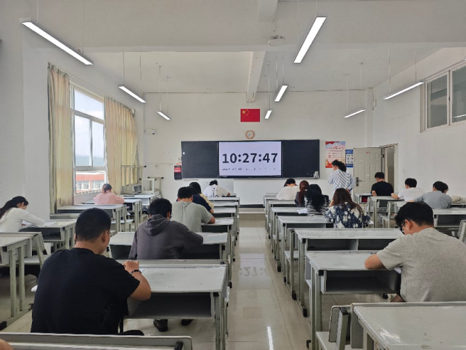 学院资讯 | 以考促学练实战,以赛赋能助备考 ——财经商贸学院顺利开展2026年法律职业资格模拟考试 第 4 张 学院资讯 | 以考促学练实战,以赛赋能助备考 ——财经商贸学院顺利开展2026年法律职业资格模拟考试 第 4 张